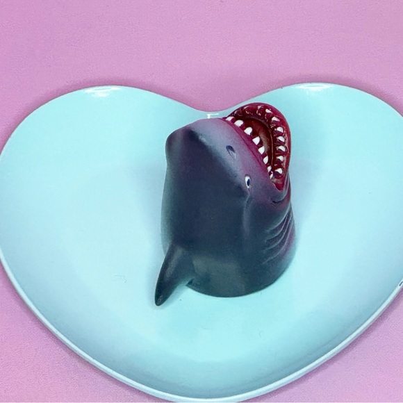 Great White Shark Finger Puppet for festivals and Raves - Picture 3 of 5